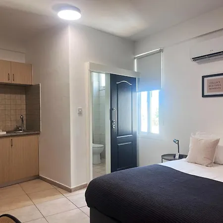 דירה Phaedrus Living Hoopoe Residencies 203 *